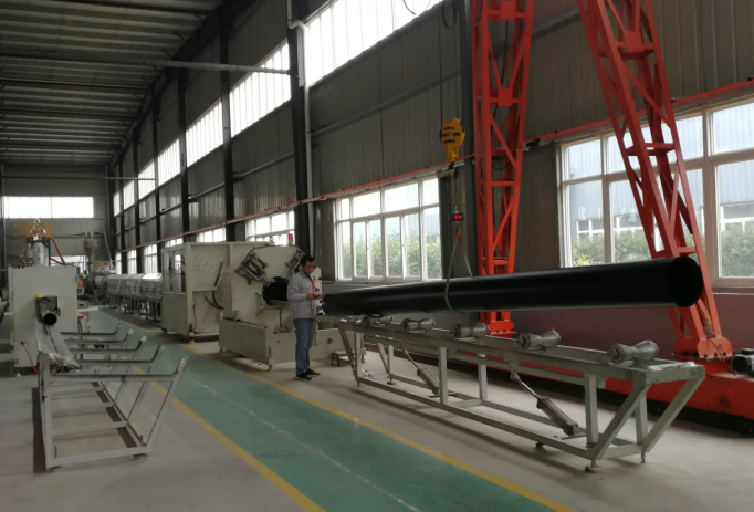 受水利工程青睞的pe給水管高壓環(huán)境下為什么不易爆裂？